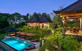 Villa Cahaya Perfectly Formed By The Natural Surrounding And Balinese Hospitality