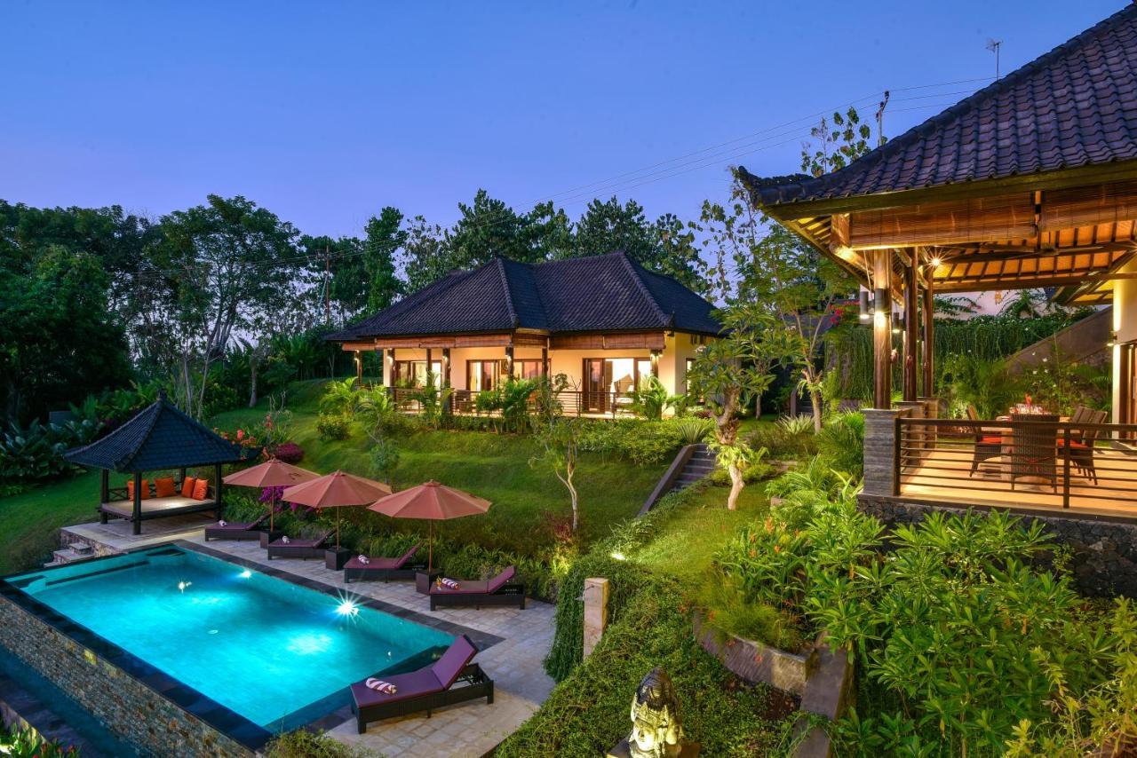 Villa Cahaya Perfectly Formed By The Natural Surrounding And Balinese Hospitality Lovina Beach Extérieur photo