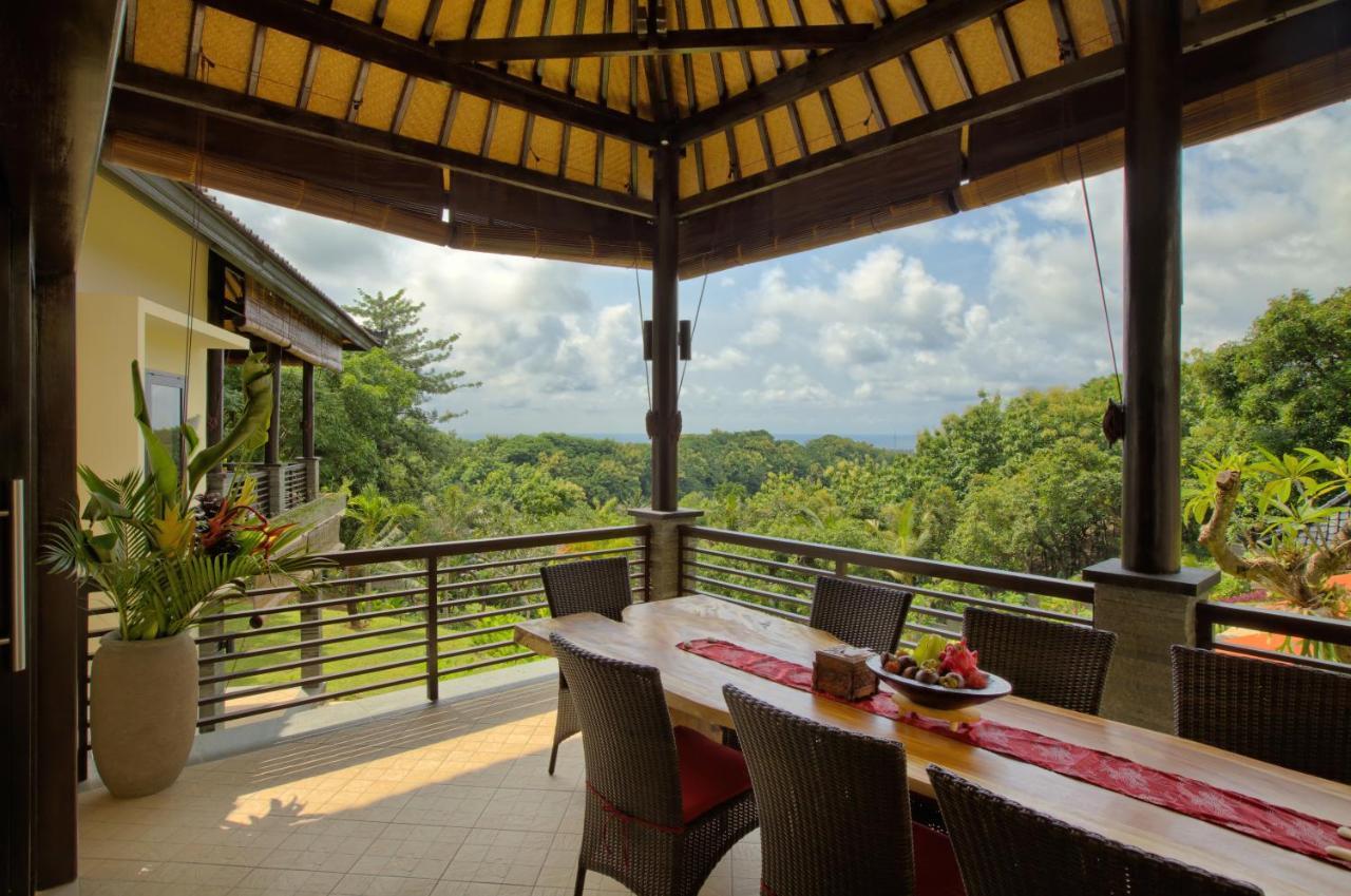 Villa Cahaya Perfectly Formed By The Natural Surrounding And Balinese Hospitality Lovina Beach Extérieur photo