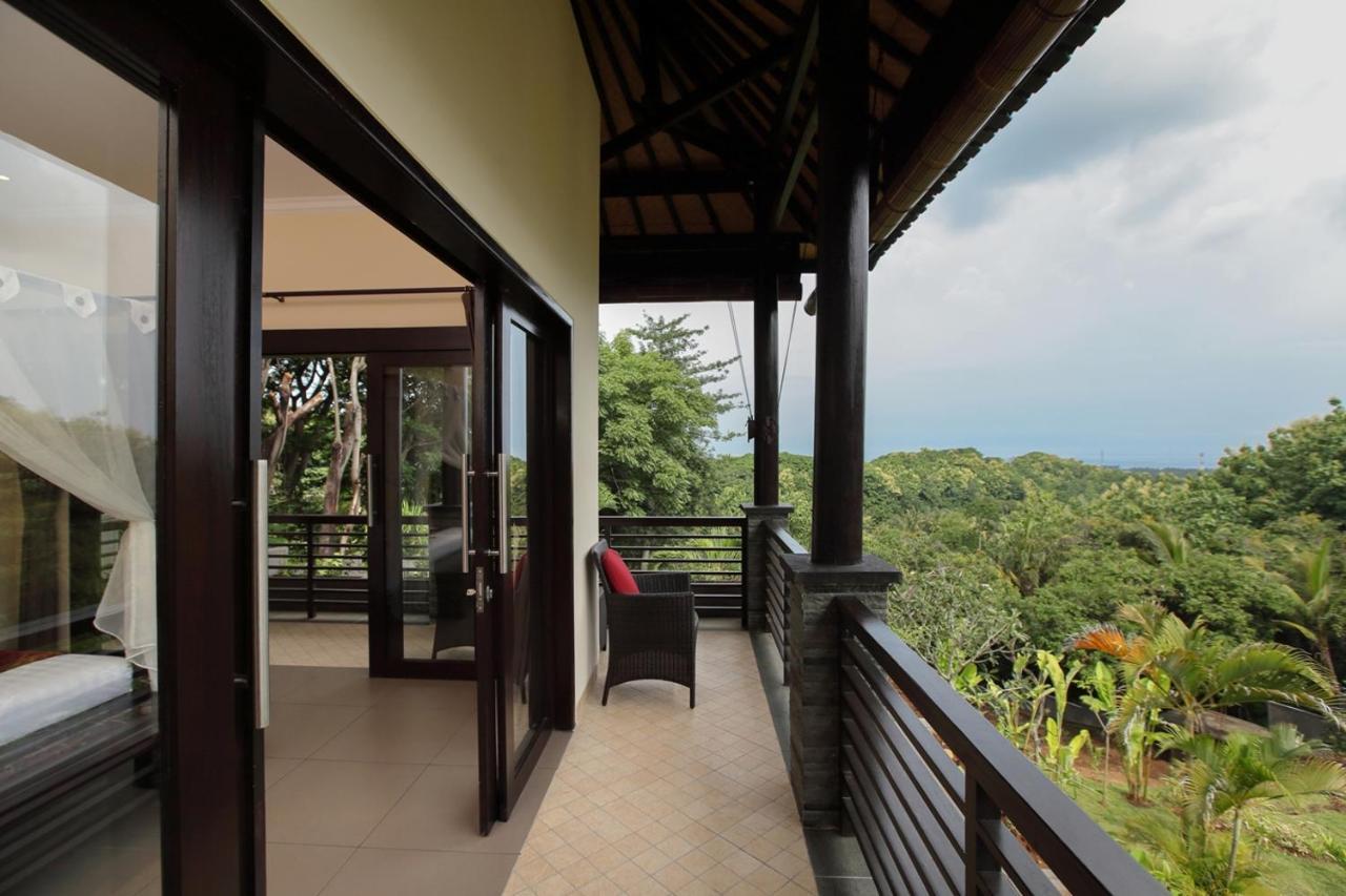 Villa Cahaya Perfectly Formed By The Natural Surrounding And Balinese Hospitality Lovina Beach Extérieur photo