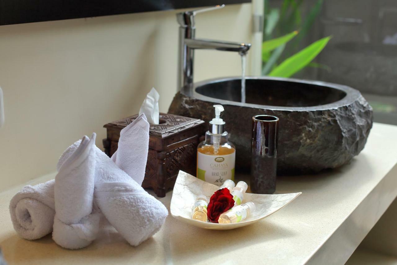 Villa Cahaya Perfectly Formed By The Natural Surrounding And Balinese Hospitality Lovina Beach Extérieur photo